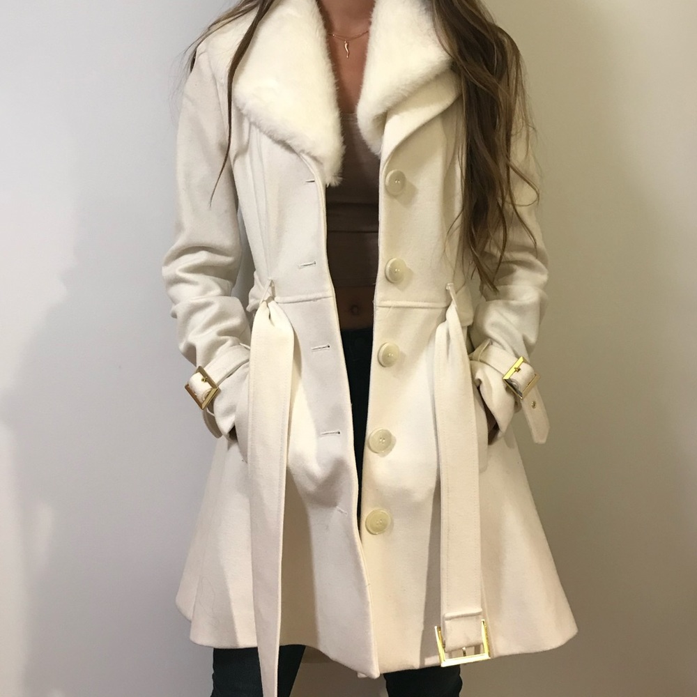 Bebe White Belted Coat w Detachable Faux Fur
